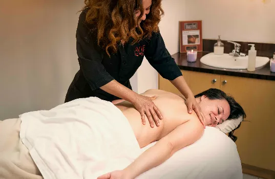 Massage avec serviette